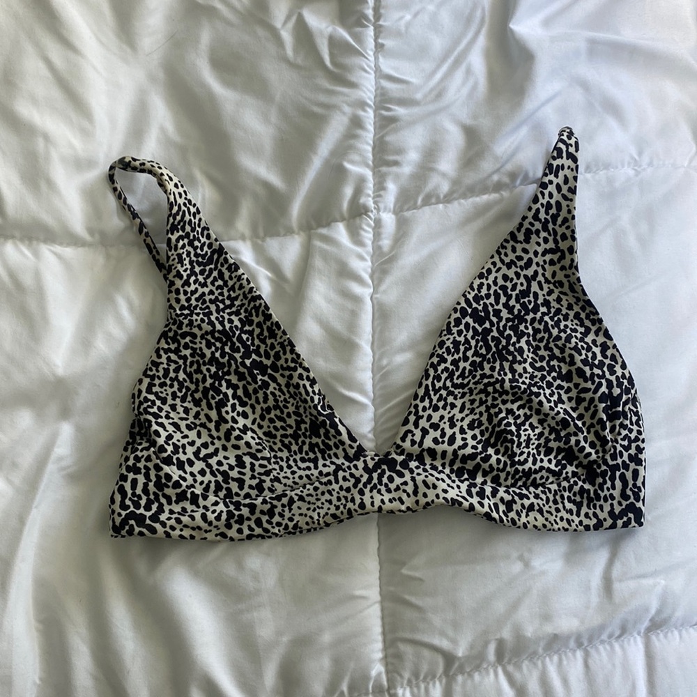 Stone box bikini top